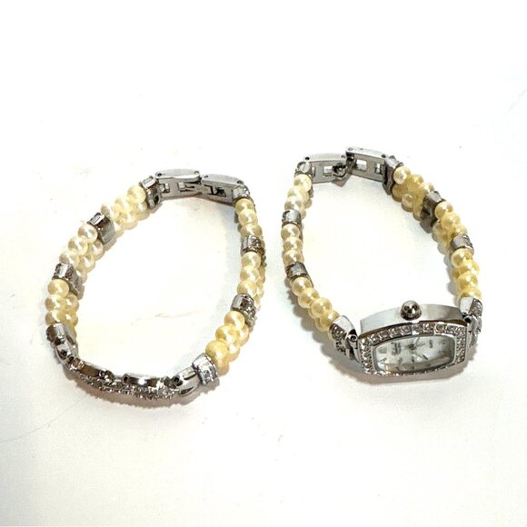 Vintage Ladies Pearl & Rhinestone Quartz Watch With Double Strand Bracelet - Picture 2 of 7